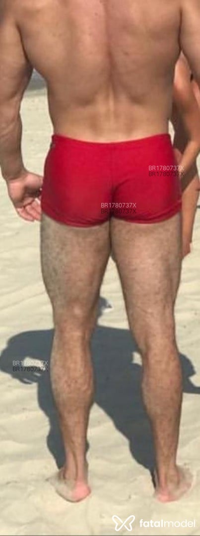 Acompanhante homem com cabelo castanho de olhos azuis em Cachoeirinha - Maximus