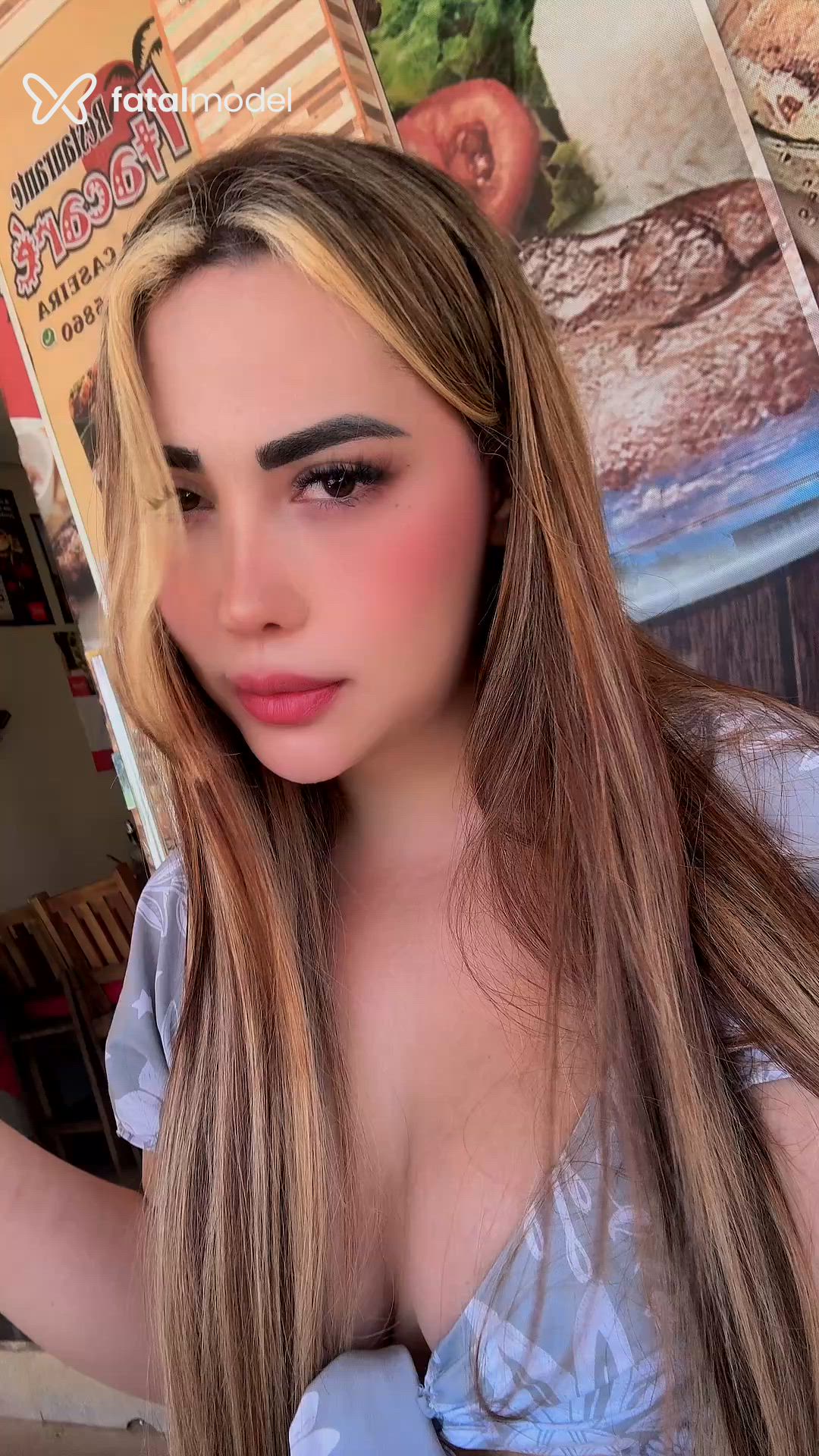 Acompanhante travesti morena (o) de olhos castanhos - Brenda Alves