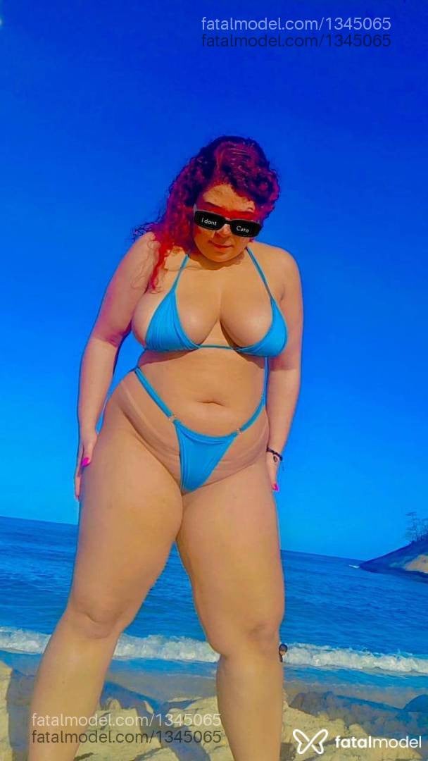 Acompanhante mulher ruiva (o) de olhos castanhos em Cabo Frio - Nicole leite