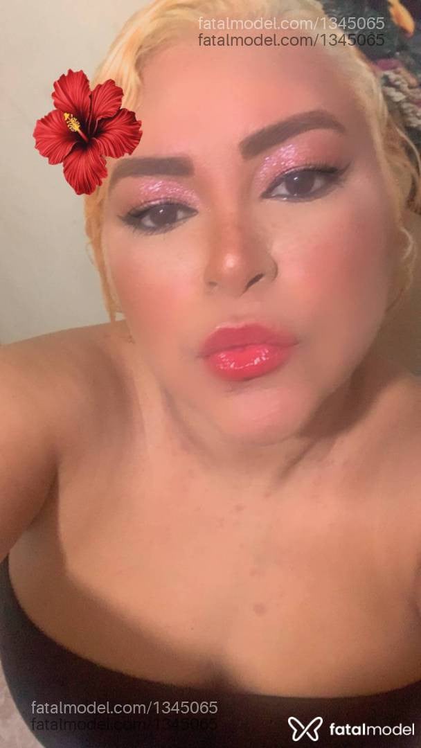 Acompanhante mulher ruiva (o) de olhos castanhos em Cabo Frio - Nicole leite