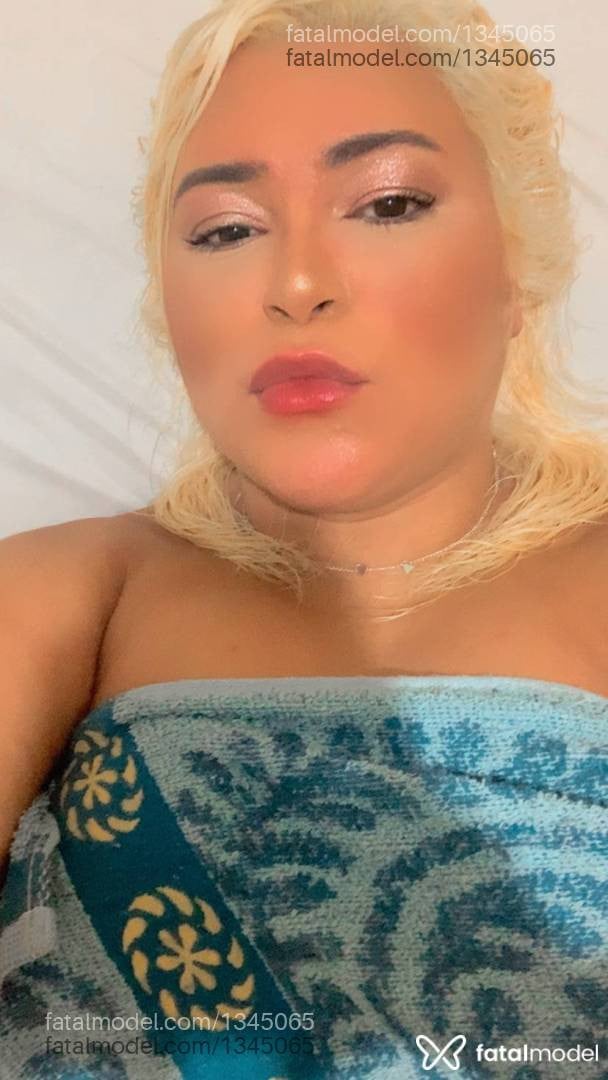 Acompanhante mulher ruiva (o) de olhos castanhos em Cabo Frio - Nicole leite