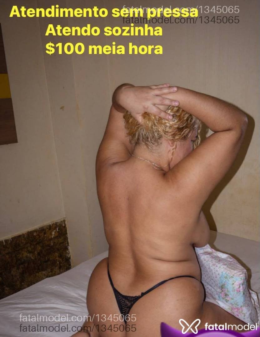 Acompanhante mulher loira (o) de olhos castanhos - Nicole leite