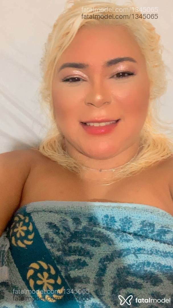 Acompanhante mulher ruiva (o) de olhos castanhos em Cabo Frio - Nicole leite