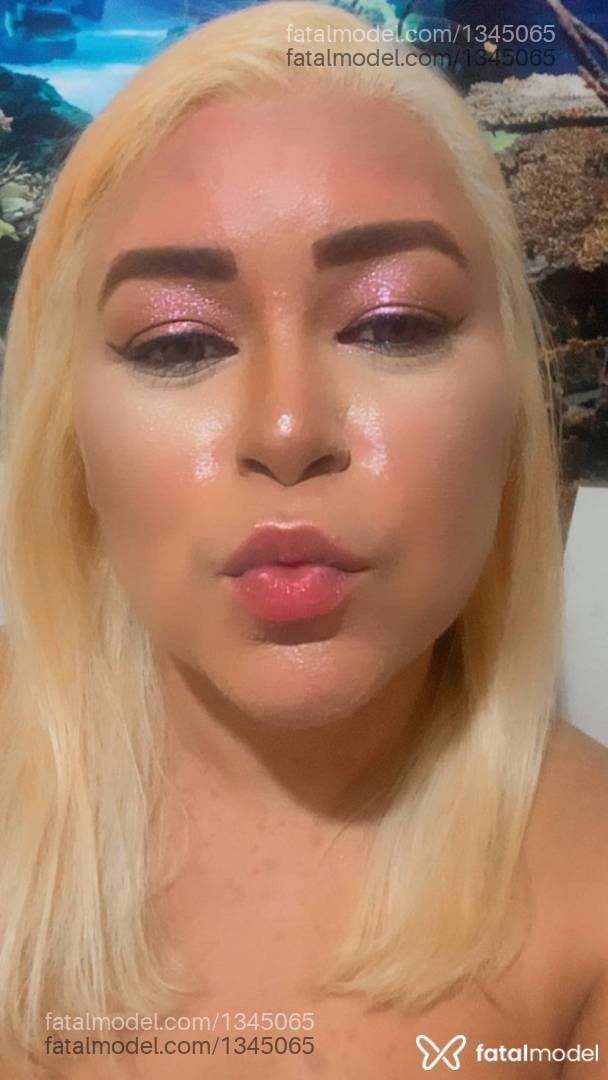 Acompanhante mulher ruiva (o) de olhos castanhos em Cabo Frio - Nicole leite