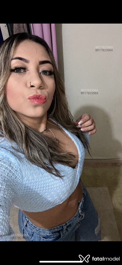 Acompanhante mulher loira (o) de olhos verdes em Rio de Janeiro Acompanhante mulher loira (o) de olhos verdes em Rio de Janeiro - PRISCILLA