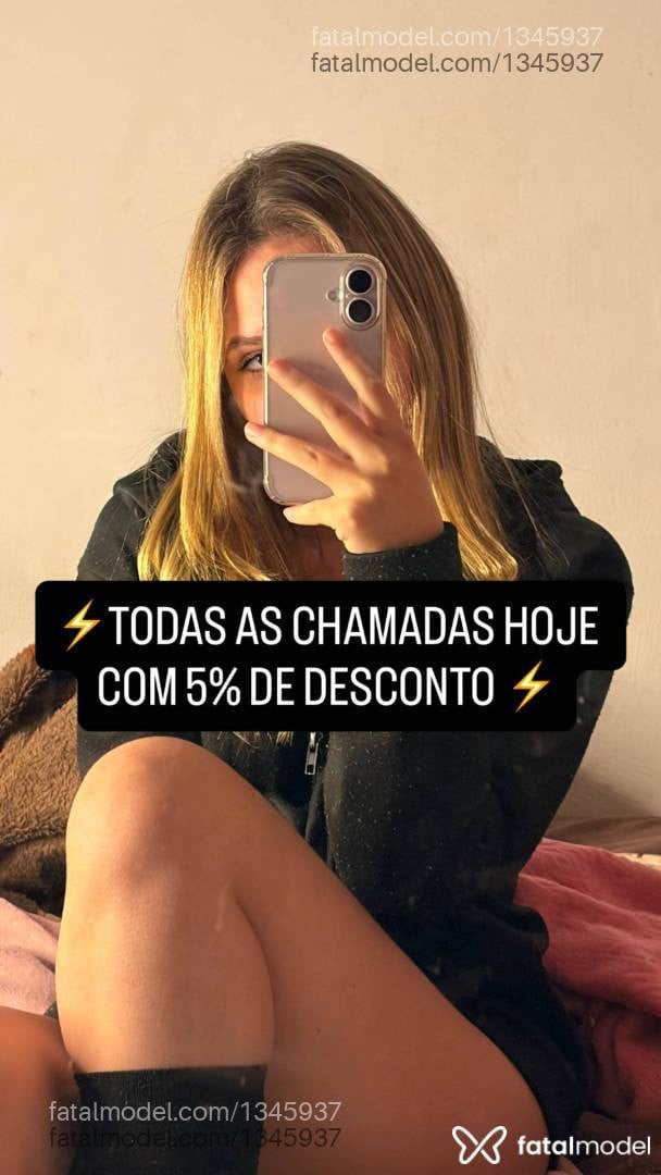 Acompanhante mulher loira (o) de olhos verdes em Virtual Acompanhante mulher loira (o) de olhos verdes em Virtual - Bruna