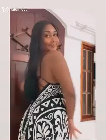 Acompanhante mulher morena (o) de olhos pretos - Milena Bittencourt