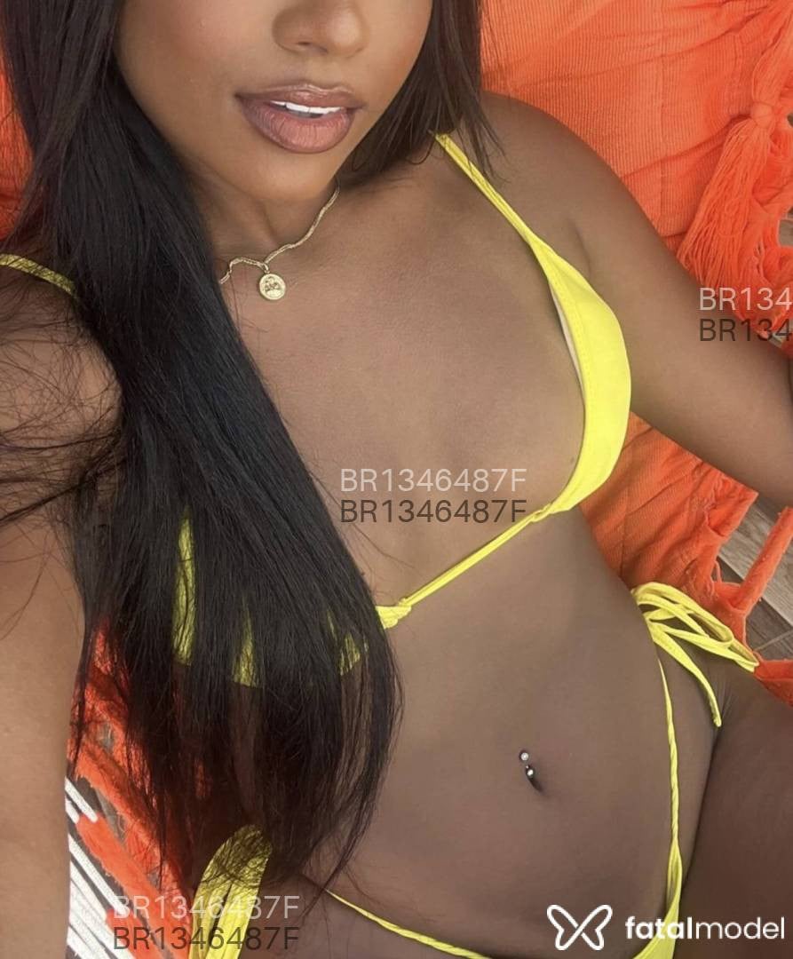 Acompanhante mulher morena (o) de olhos mel - Nataly