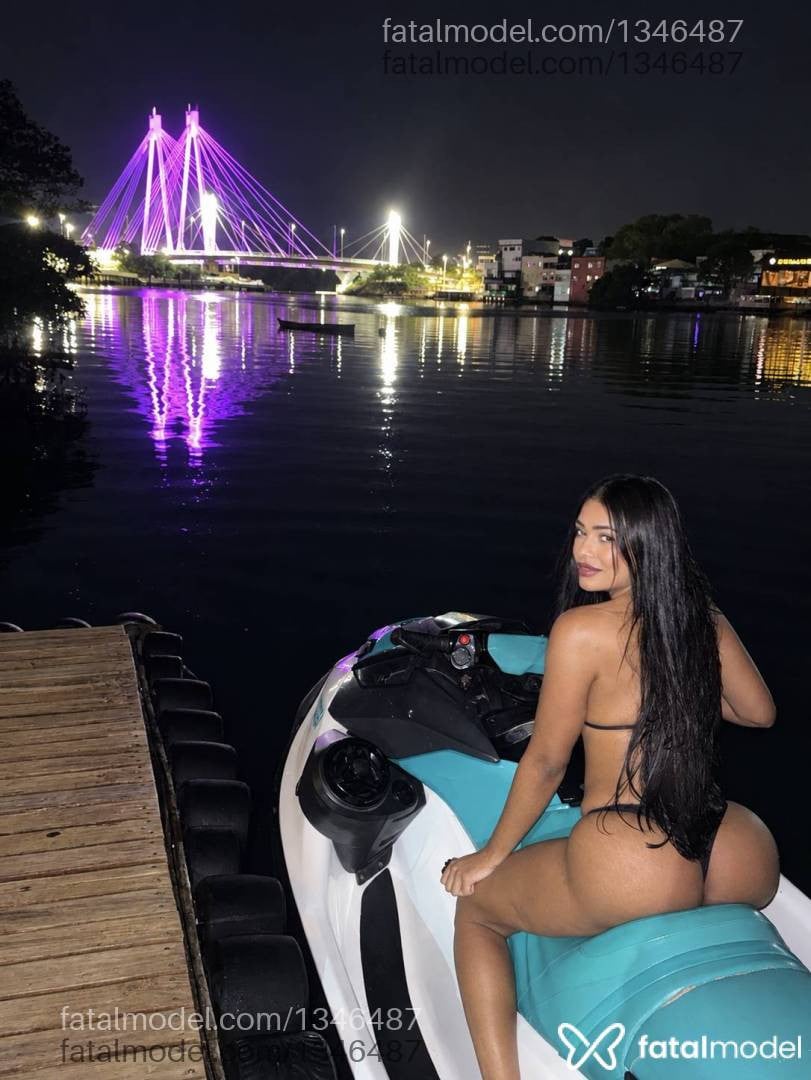 Acompanhante mulher morena (o) de olhos mel - Nataly