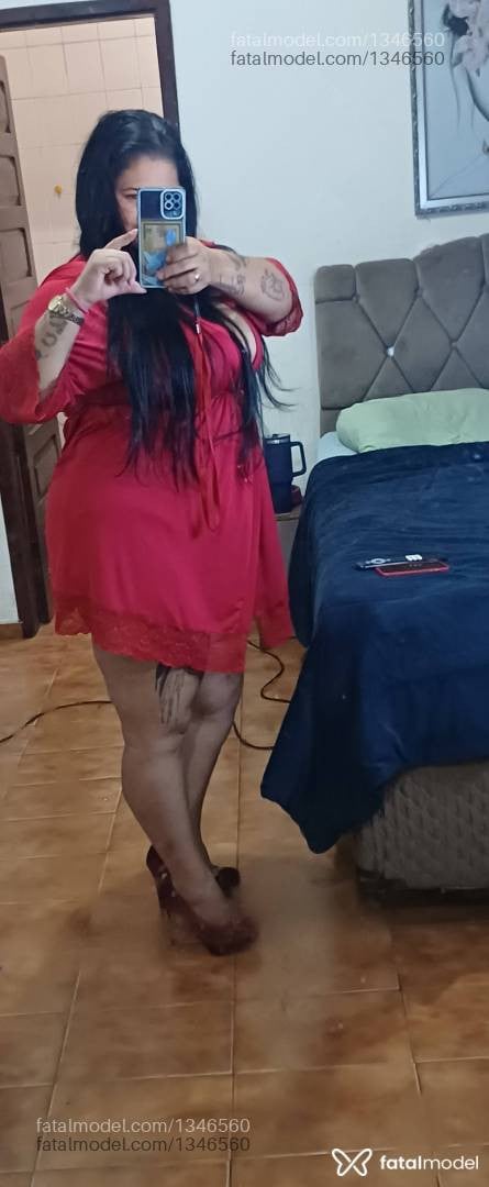 Acompanhante mulher com cabelo castanho de olhos castanhos - Nathacha