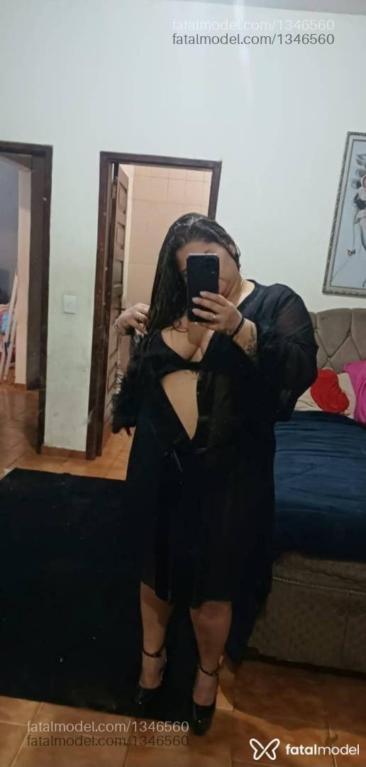 Acompanhante mulher com cabelo castanho de olhos castanhos - Nathacha
