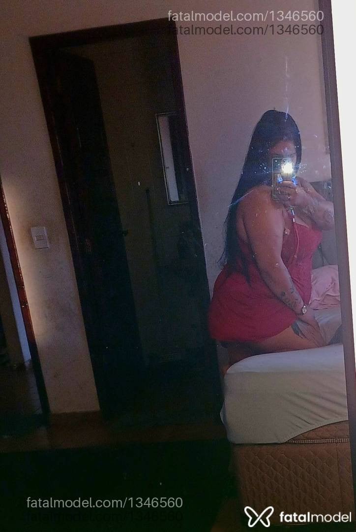 Acompanhante mulher com cabelo castanho de olhos castanhos - Nathacha