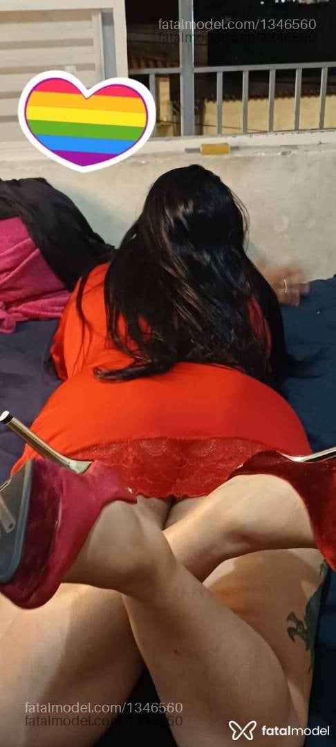 Acompanhante mulher com cabelo castanho de olhos castanhos - Nathacha