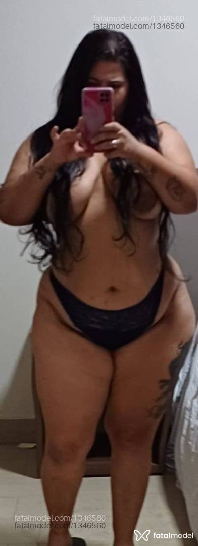 Acompanhante mulher com cabelo castanho de olhos castanhos em Três Pontas - Nathacha