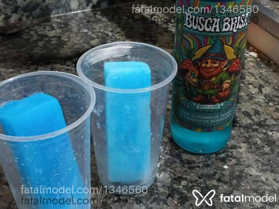 Acompanhante mulher com cabelo castanho de olhos castanhos - Nathacha