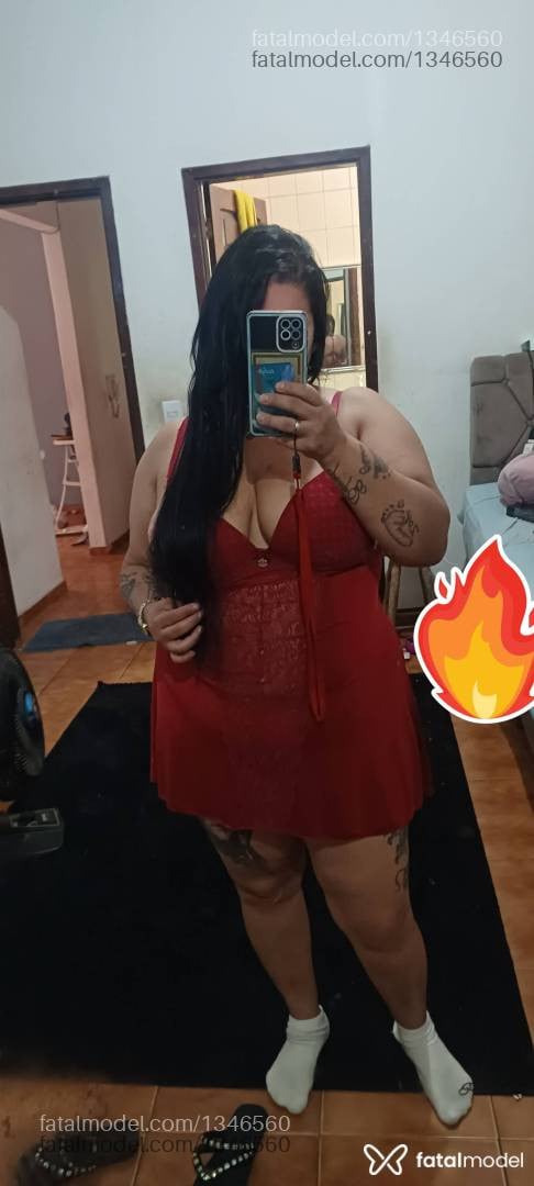 Acompanhante mulher com cabelo castanho de olhos castanhos em Três Pontas Acompanhante mulher com cabelo castanho de olhos castanhos em Três Pontas - Nathacha