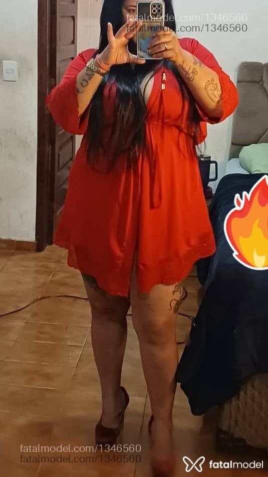 Acompanhante mulher com cabelo castanho de olhos castanhos - Nathacha