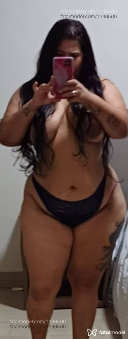 Acompanhante mulher com cabelo castanho de olhos castanhos - Nathacha
