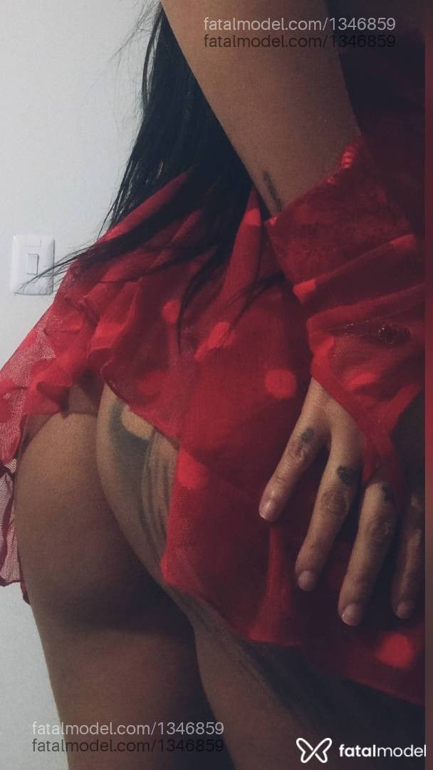 Acompanhante mulher morena (o) de olhos castanhos - Sther
