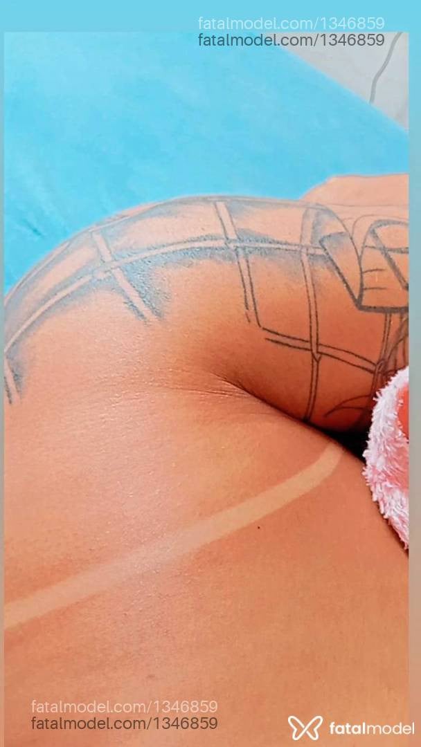 Acompanhante mulher morena (o) de olhos castanhos - Sther