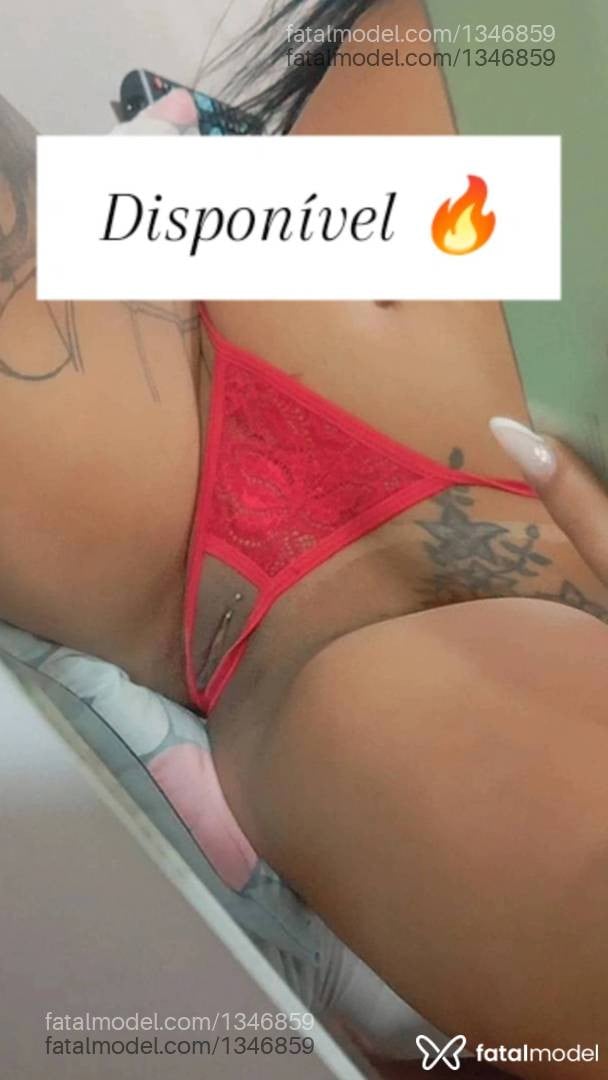 Acompanhante mulher morena (o) de olhos castanhos - Sther
