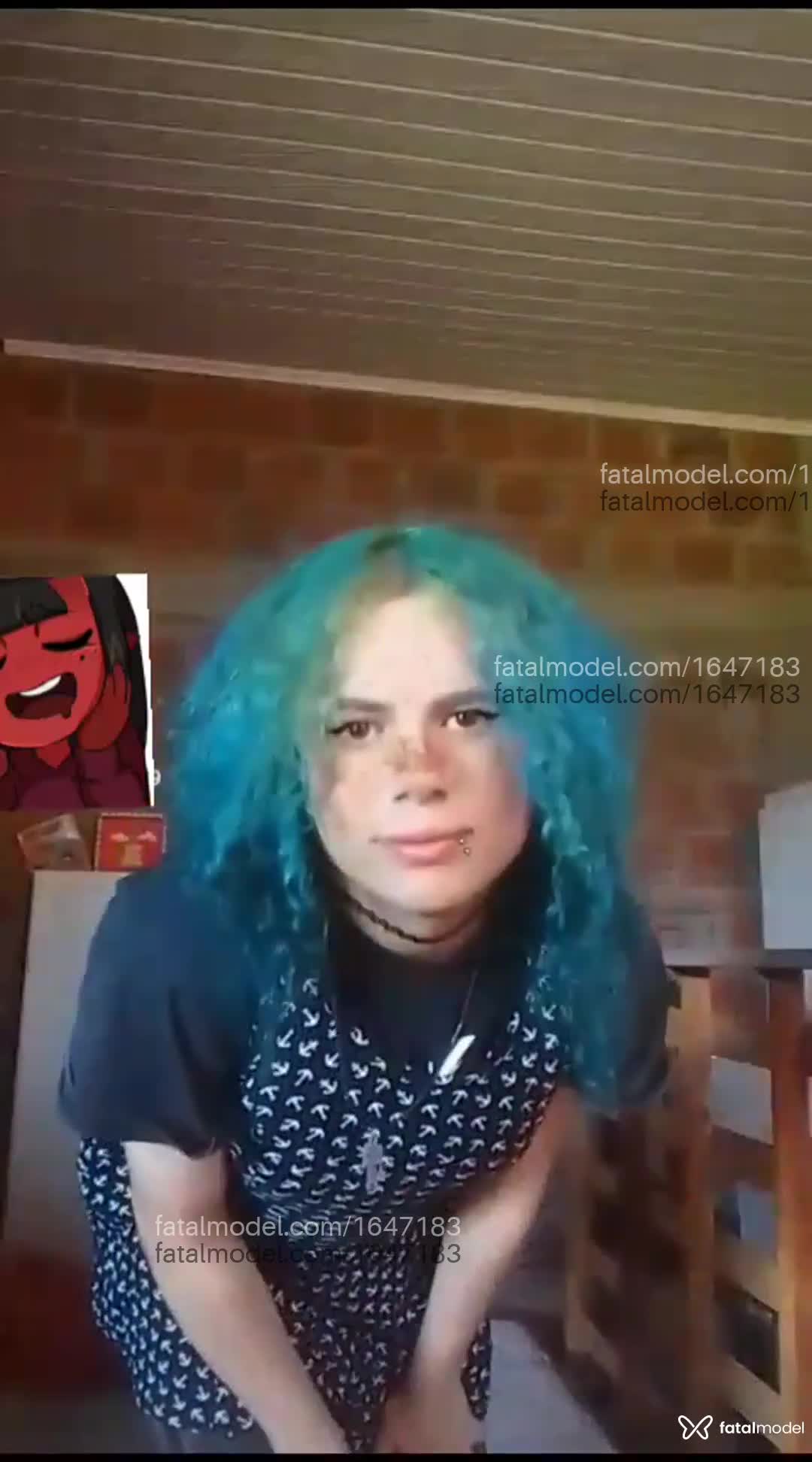 Acompanhante drag king ruiva (o) de olhos castanhos em Teutônia - Bebeti
