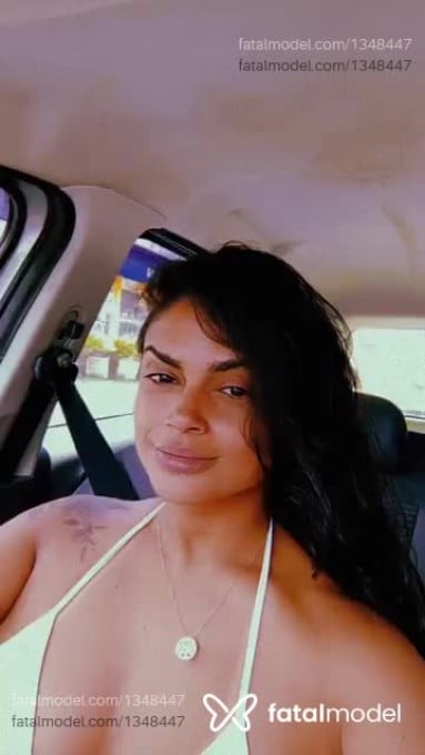 Acompanhante mulher com cabelo castanho de olhos pretos em Uberaba Acompanhante mulher com cabelo castanho de olhos pretos em Uberaba - Gabryella Franca