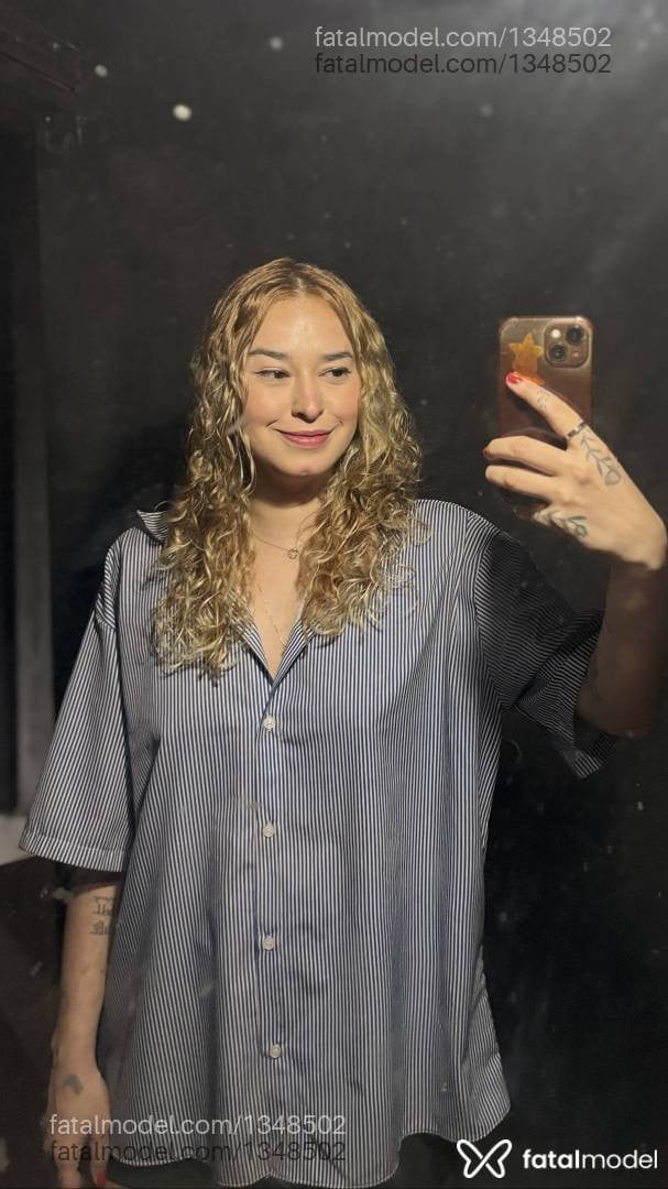 Acompanhante mulher loira (o) de olhos castanhos em São Paulo - Bruna