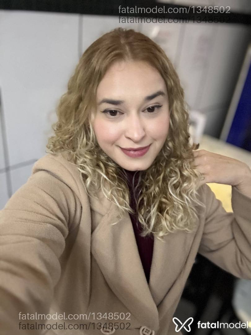 Acompanhante mulher loira (o) de olhos castanhos em São Paulo - Bruna