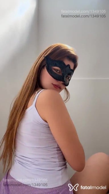 Acompanhante mulher com cabelo castanho de olhos mel em São Paulo - Gkylie