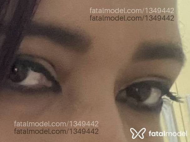 Acompanhante mulher ruiva (o) de olhos castanhos - Cristina Morena
