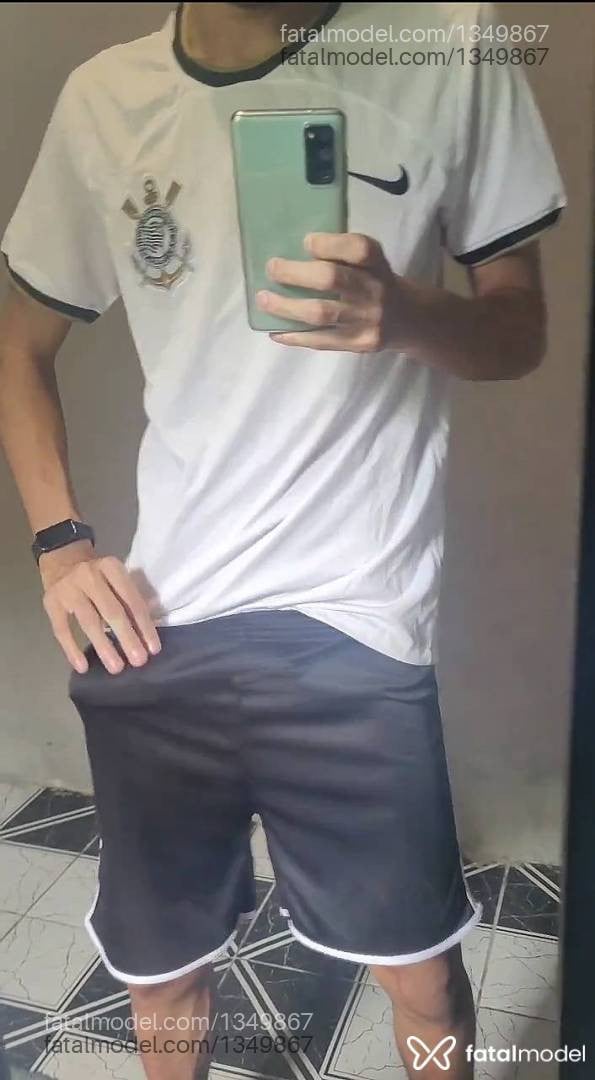 Acompanhante homem com cabelo castanho de olhos castanhos em Palmas Acompanhante homem com cabelo castanho de olhos castanhos em Palmas - Henrique
