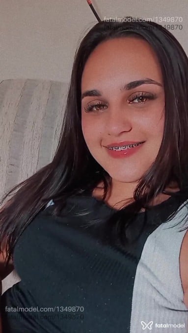 Acompanhante mulher com cabelo castanho de olhos castanhos em Novo Hamburgo Acompanhante mulher com cabelo castanho de olhos castanhos em Novo Hamburgo - Brenda Campos