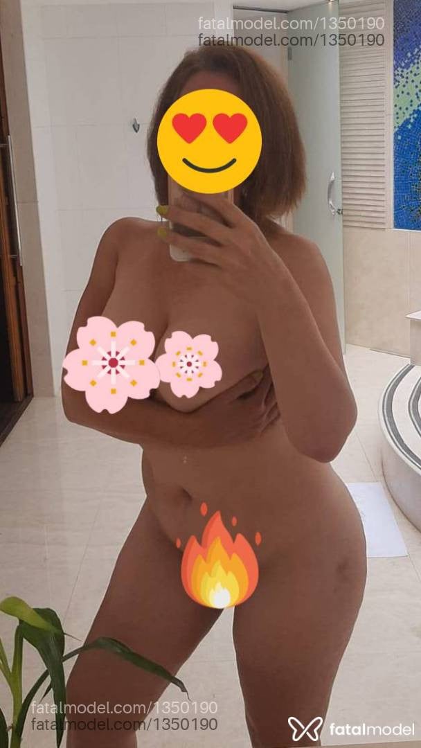 Acompanhante mulher loira (o) de olhos mel em Telêmaco Borba Acompanhante mulher loira (o) de olhos mel em Telêmaco Borba - Veronica