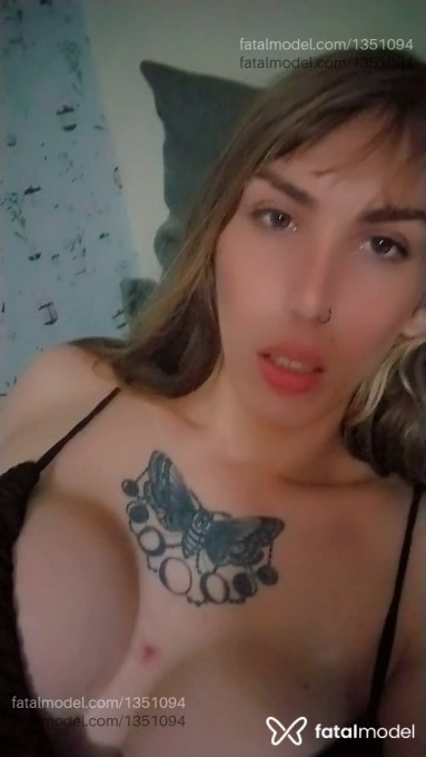 Acompanhante mulher trans loira (o) de olhos verdes em Aparecida de Goiânia Acompanhante mulher trans loira (o) de olhos verdes em Aparecida de Goiânia - Anna Julia