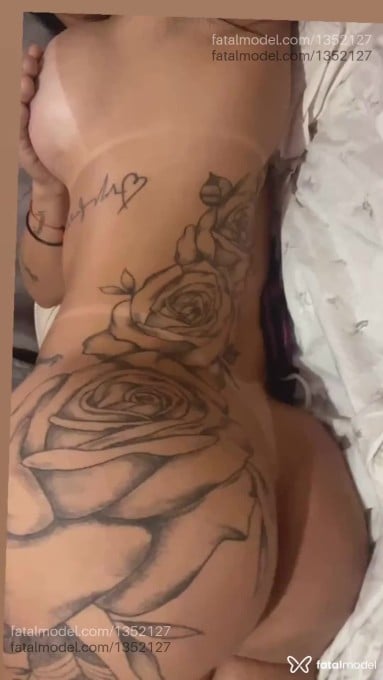 Acompanhante travesti morena (o) de olhos castanhos em Uberlândia - Mirella