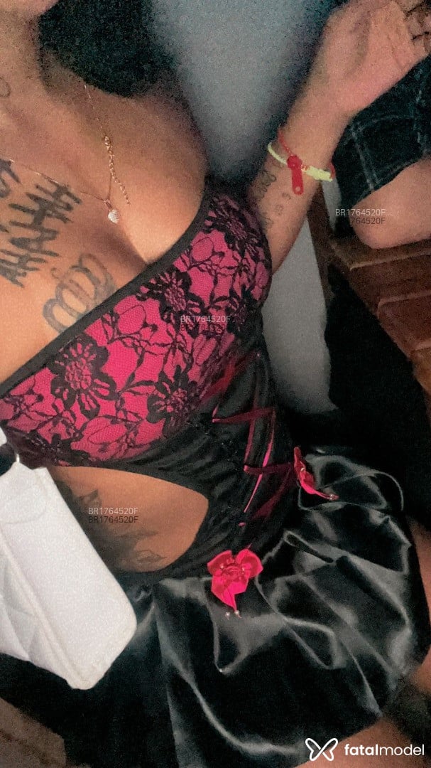 Acompanhante mulher com cabelo castanho de olhos castanhos em Sinop - Alice Almeida