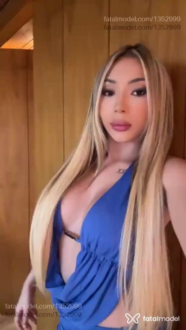 Acompanhante mulher loira (o) de olhos castanhos em Rio de Janeiro Acompanhante mulher loira (o) de olhos castanhos em Rio de Janeiro - Laura Lopes