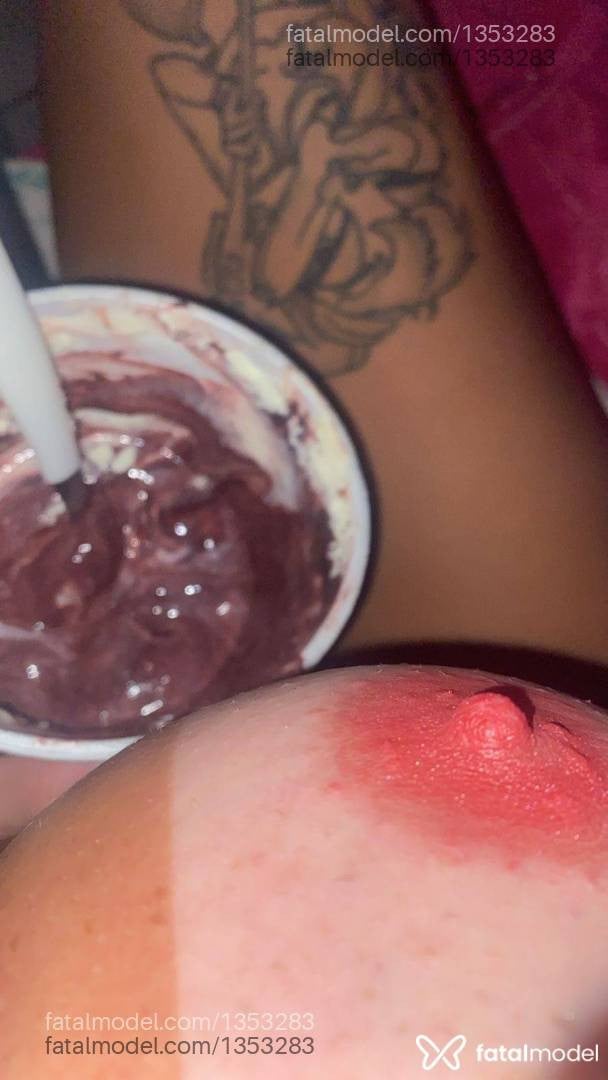 Acompanhante mulher trans loira (o) de olhos verdes - BarbieAngel