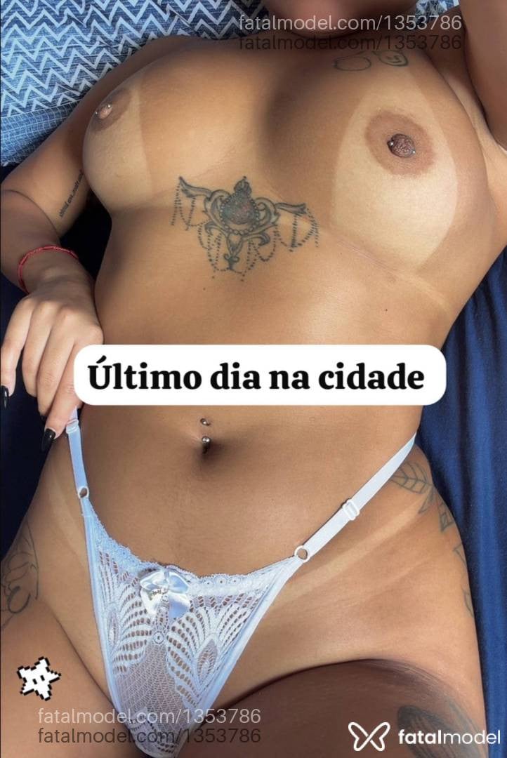 Acompanhante mulher morena (o) de olhos pretos - Pérola Valentina