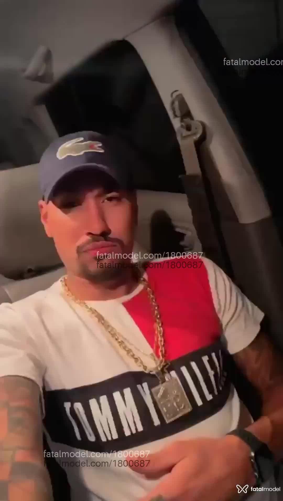 Acompanhante homem morena (o) de olhos castanhos em Virtual Acompanhante homem morena (o) de olhos castanhos em Virtual - Felipe