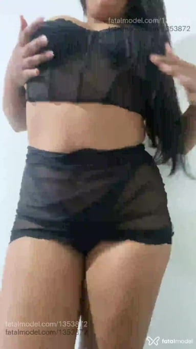 Acompanhante mulher morena (o) de olhos castanhos em Guarapari - Marcela Braga