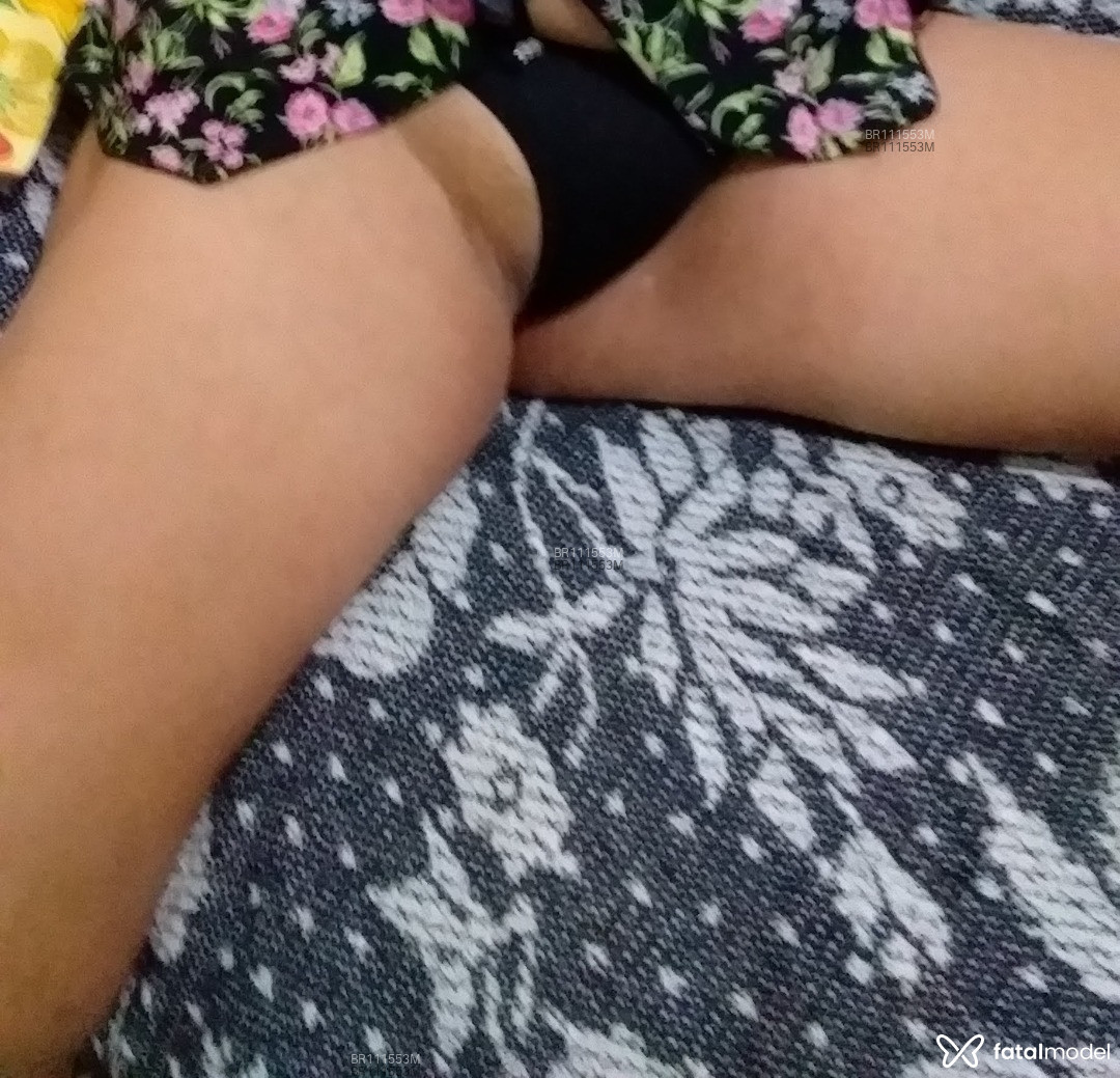 Acompanhante mulher morena (o) de olhos castanhos em Rio das Ostras - Paloma