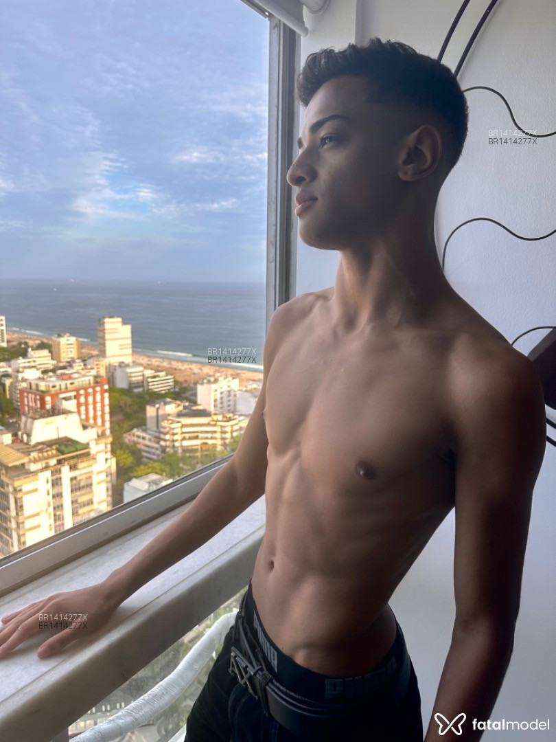Acompanhante homem morena (o) de olhos castanhos em Rio de Janeiro Acompanhante homem morena (o) de olhos castanhos em Rio de Janeiro - Gabriel mello