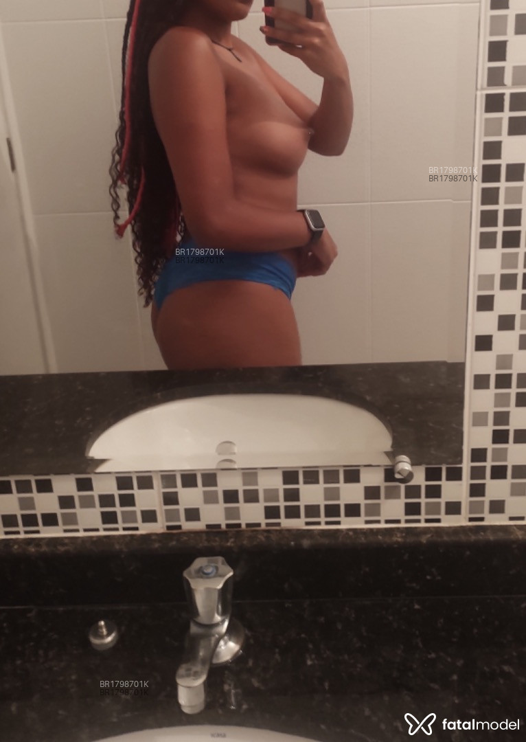 Acompanhante mulher com cabelo castanho de olhos castanhos em Rio de Janeiro - Beatriz Jasmine