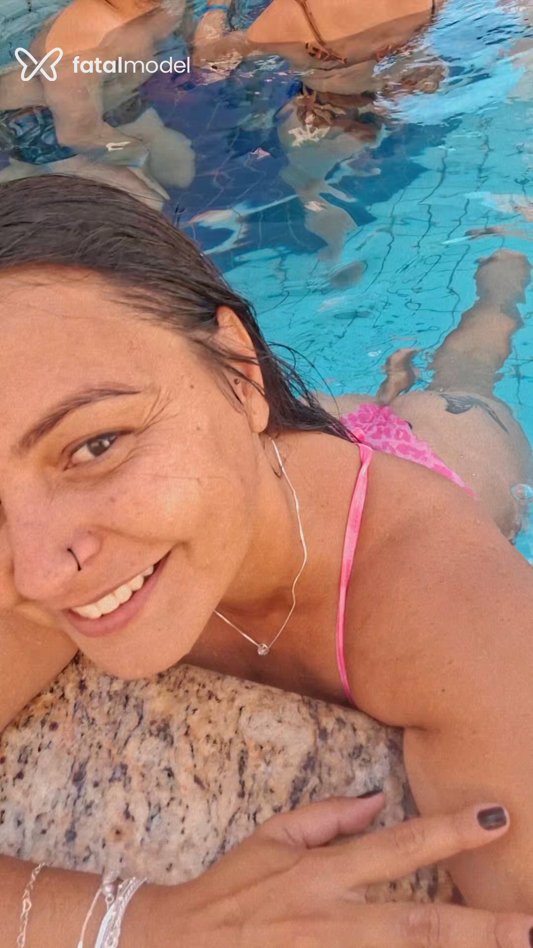 Acompanhante mulher morena (o) de olhos pretos - Larissa Acompanhante mulher morena (o) de olhos pretos - Larissa