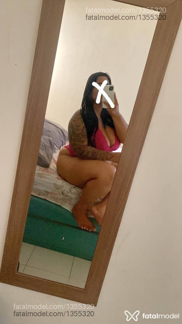 Acompanhante mulher loira (o) de olhos castanhos em Nova Venécia - Scarlettanal