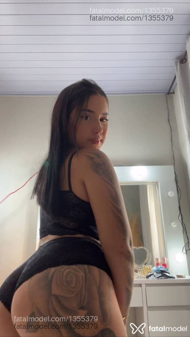 Acompanhante mulher com cabelo castanho de olhos pretos em Manhuaçu Acompanhante mulher com cabelo castanho de olhos pretos em Manhuaçu - Paola