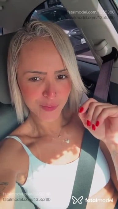 Acompanhante mulher loira (o) de olhos castanhos em Niterói Acompanhante mulher loira (o) de olhos castanhos em Niterói - Fernanda Dias