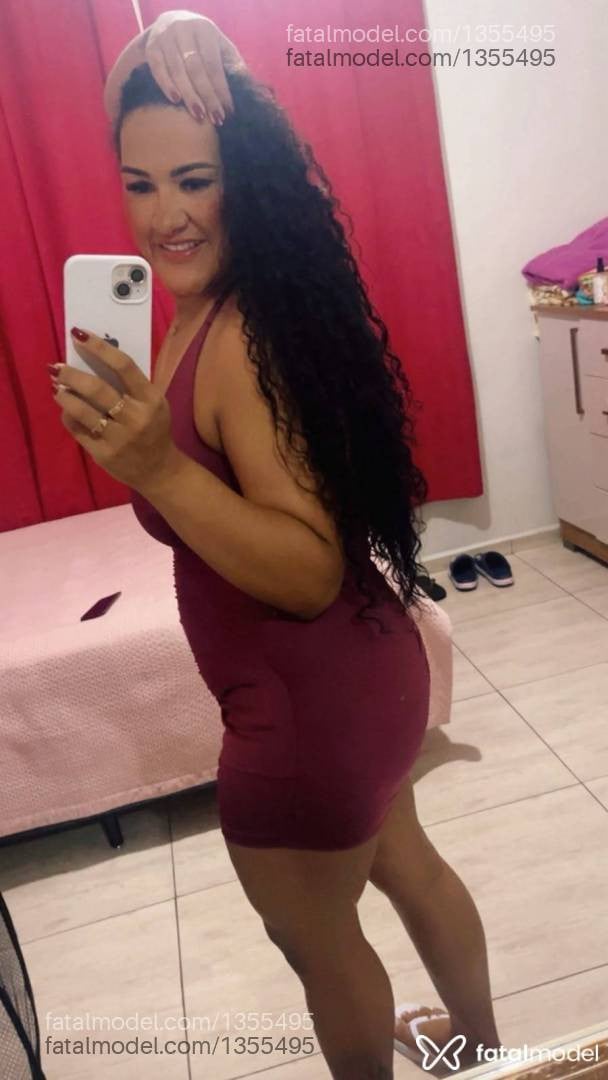 Acompanhante mulher morena (o) de olhos castanhos - Paula Soares